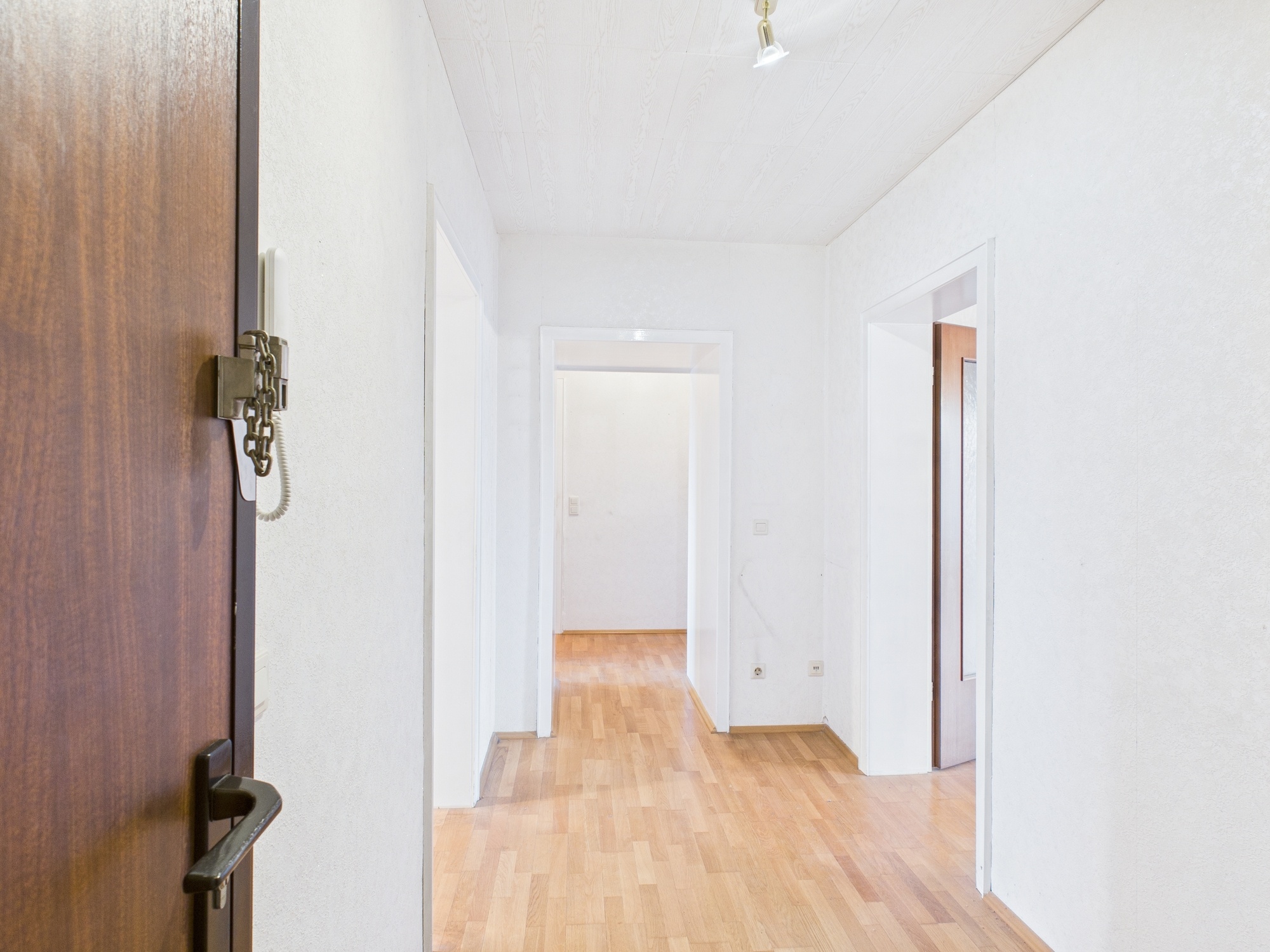 3-Zimmer-Wohnung mit Balkon und Garage – ideale Basis mit Potenzial in Mannheim, 68309 Mannheim – DESEO Immobilien Mannheim 9/15