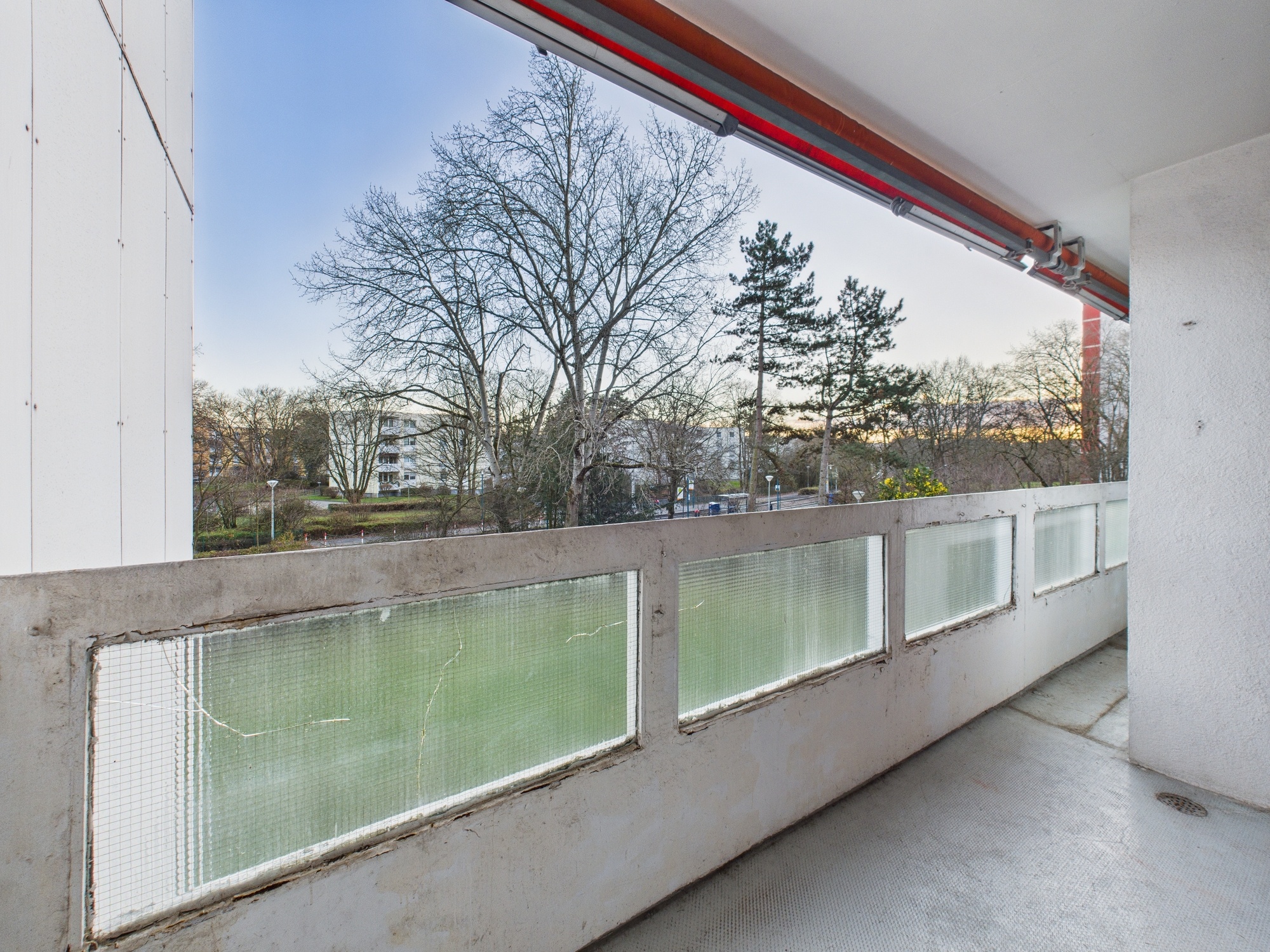 3-Zimmer-Wohnung mit Balkon und Garage – ideale Basis mit Potenzial in Mannheim, 68309 Mannheim – DESEO Immobilien Mannheim 10/15