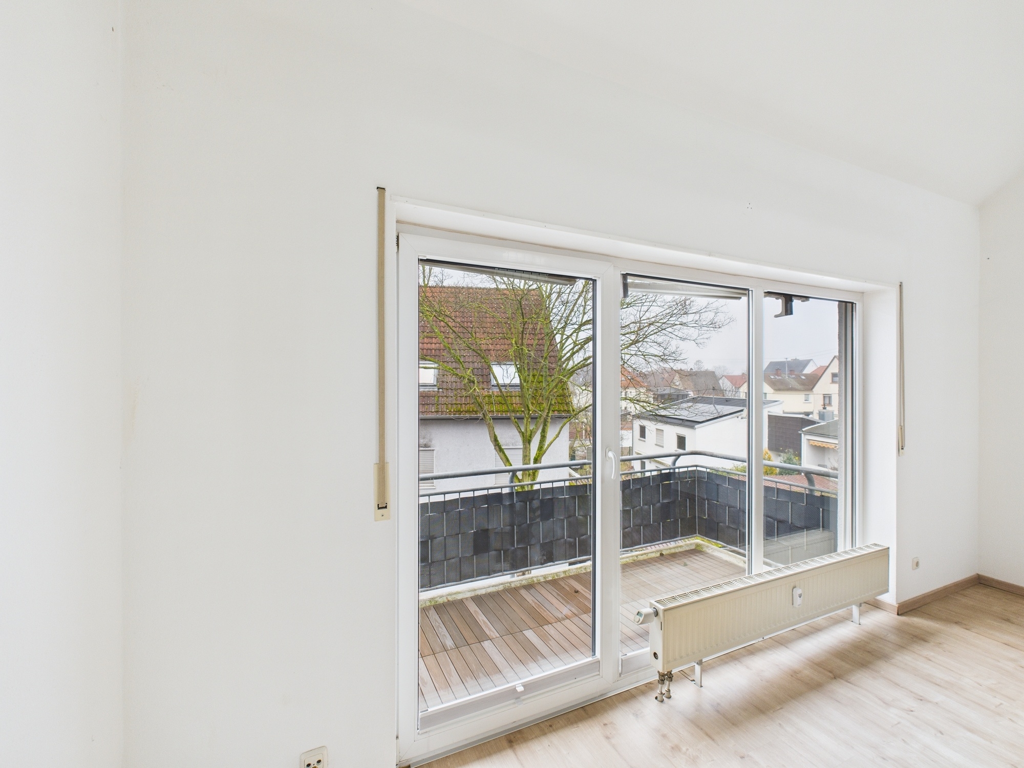 Wohnen mit Charakter: 2-Zimmer-Maisonette mit Galerie, Balkon & 2 Bädern in 67069 Ludwigshafen am Rhein – DESEO Immobilien Mannheim 23/36