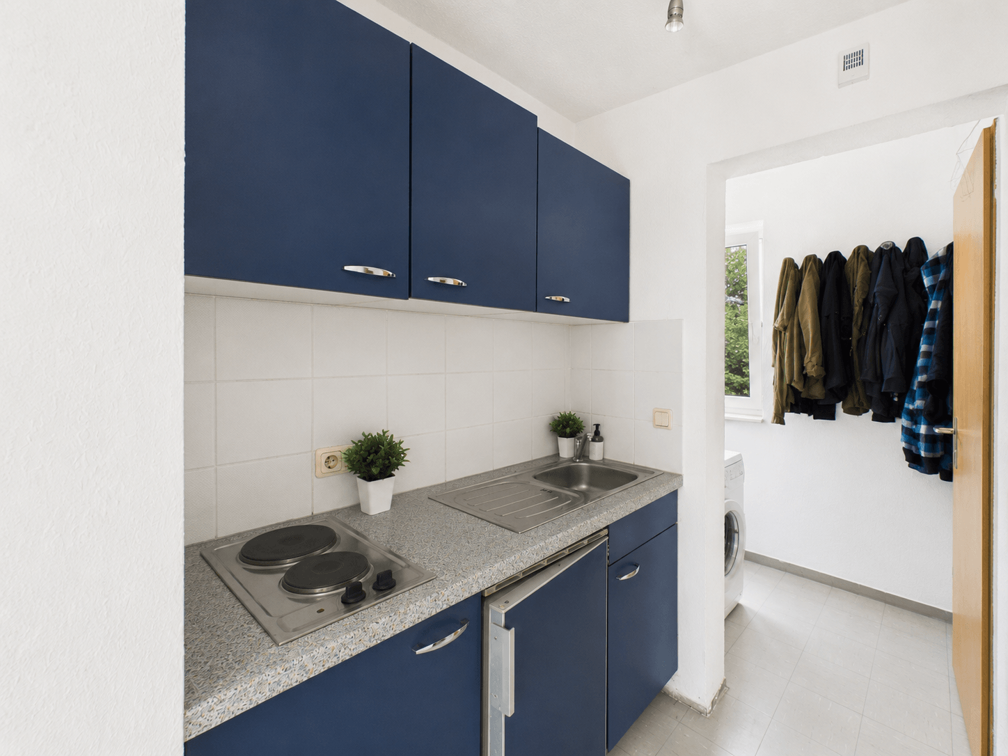 Provisionsfrei! Attraktive Kapitalanlage mit separatem Stellplatz in 67655 Kaiserslautern – DESEO Immobilien Mannheim 3/7