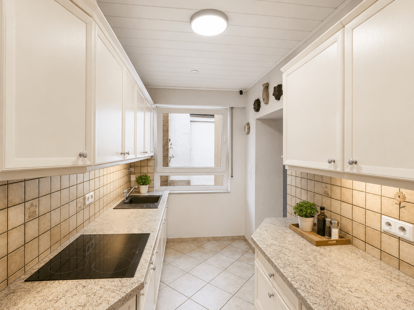 Viel Raum für neue Ideen – ein Zuhause mit Geschichte und Entwicklungspotenzial in 67067 Ludwigshafen am Rhein – DESEO Immobilien Mannheim 5/26