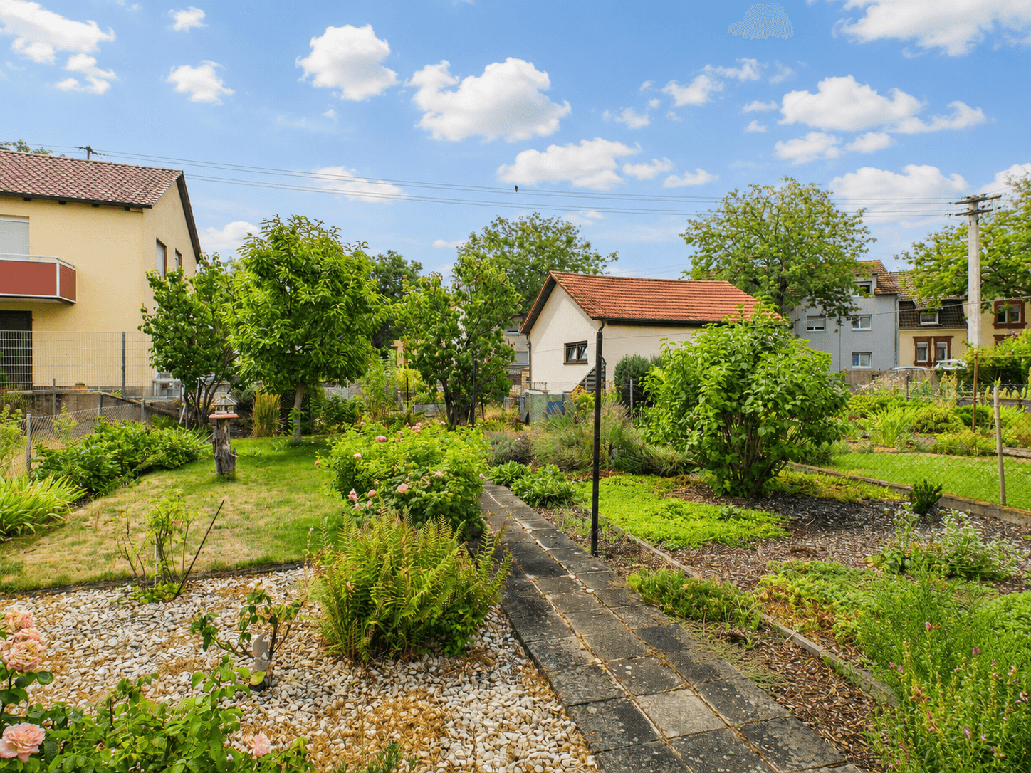 Viel Raum für neue Ideen – ein Zuhause mit Geschichte und Entwicklungspotenzial in 67067 Ludwigshafen am Rhein – DESEO Immobilien Mannheim 20/26