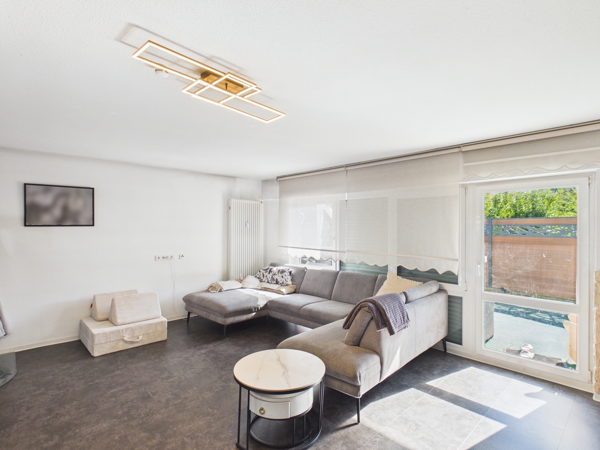 Familienglück in Walldorf – 3 Schlafzimmer, Garten und Doppelgarage mit viel Platz zum Wohlfühlen in 69190 Walldorf – DESEO Immobilien Mannheim 2/15